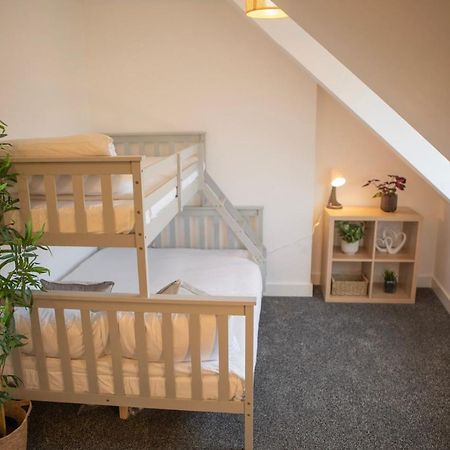 Principality Suites; Three Bed By Property Promise Cardiff Exterior photo